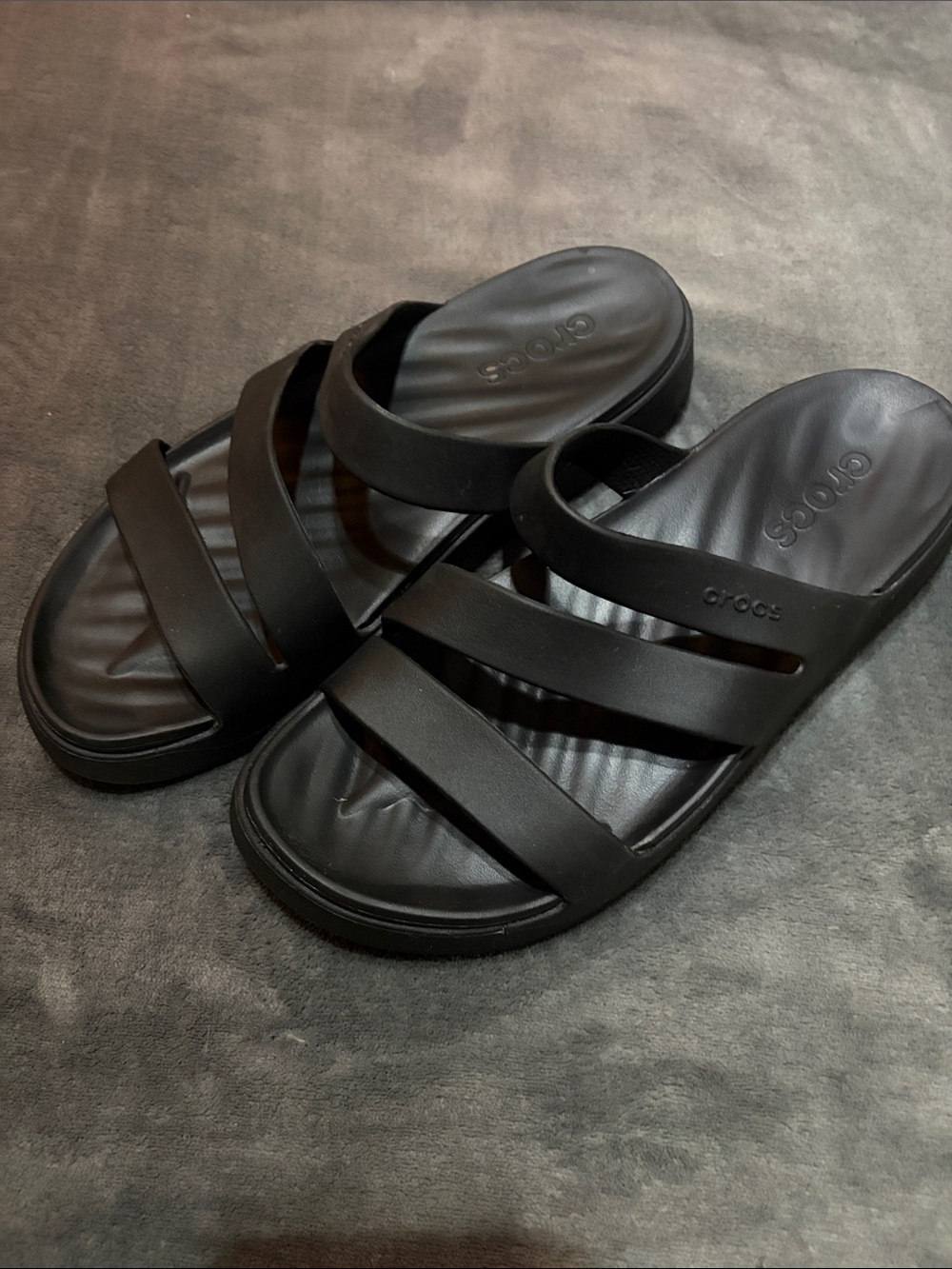 CROCS Women's Black Triple-Strap Slide Sandals